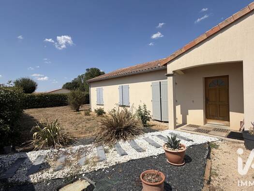 Maison de plain-pied à vendre 185 000 € 4 pièces 3 chambres 82,76 m² 598 m² de terrain Vivonne 86370