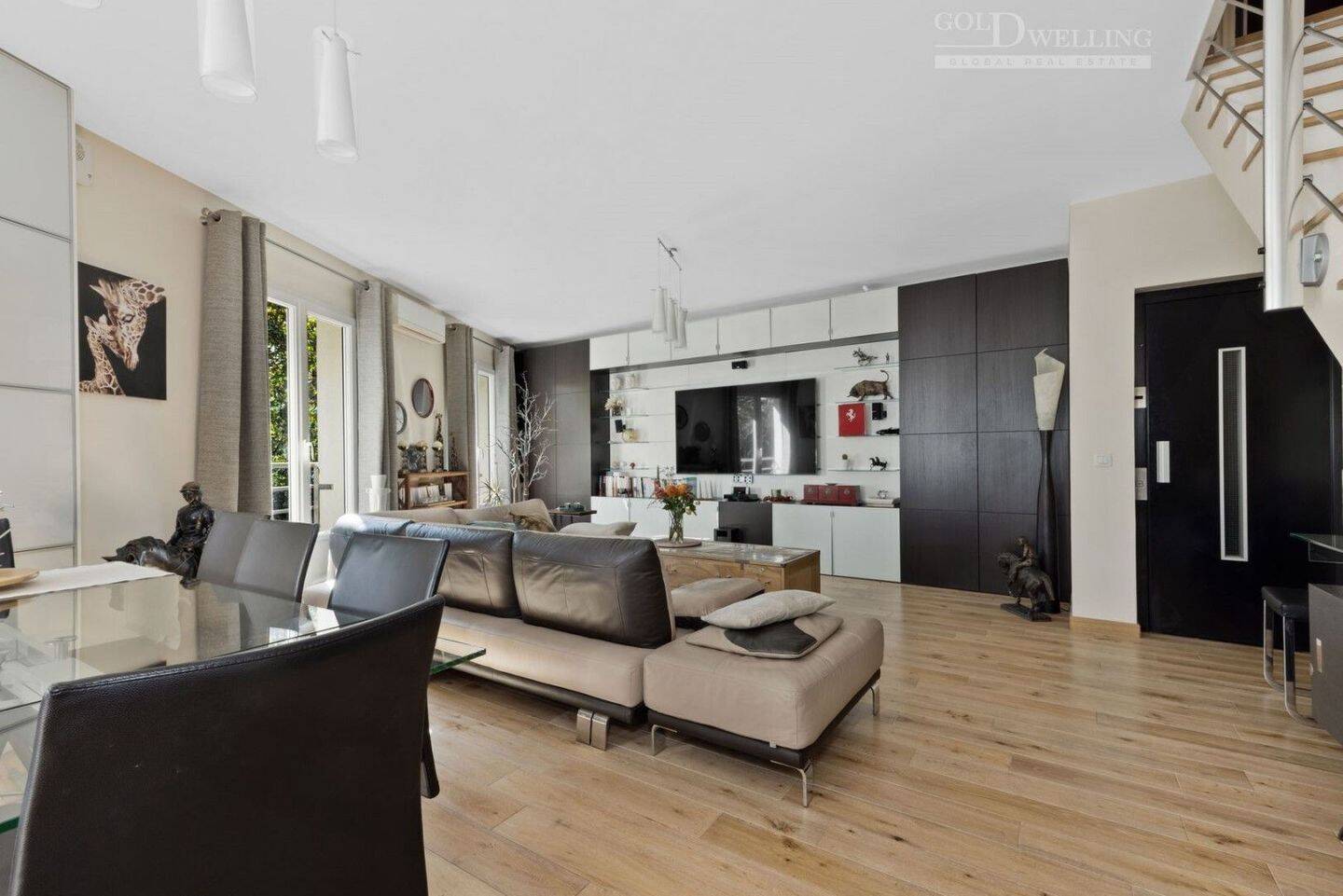 Maison à vendre, 299m², SURESNES