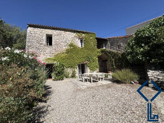 Maison à vendre 370 000 € 5 pièces 3 chambres 155,85 m² 981 m² de terrain Cazilhac 34190