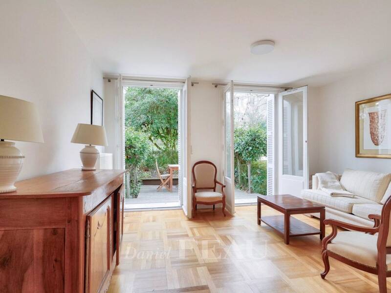 Maison à louer, 48m², PARIS 18E