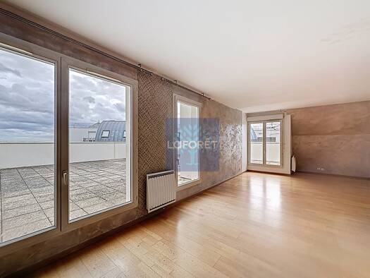 Appartement à vendre 297 250 € 4 pièces 2 chambres 92 m² Étage 5/5 Le Point du Jour-Centre Gare Cergy 95800