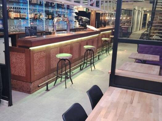 Restaurant à vendre Fonds de commerce 230 000 € 233 m² d'espace de restauration Sud Ouest Auterive 31190