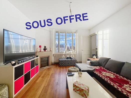 Appartement à vendre 115 000 € 2 pièces 1 chambre 46 m² Étage 1/1 Grangier Dijon 21000