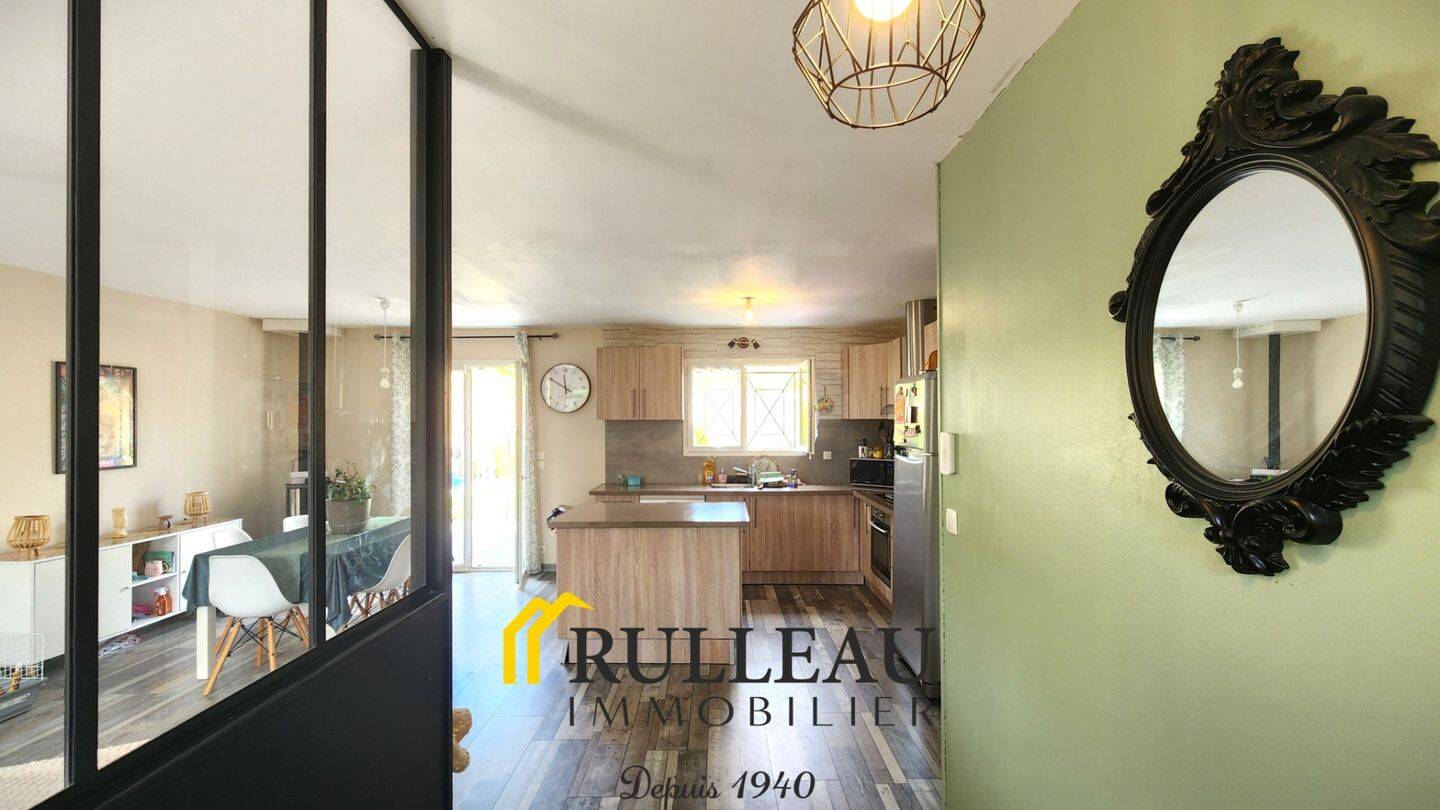 Maison à vendre, 106m², SAINT YZAN DE SOUDIAC