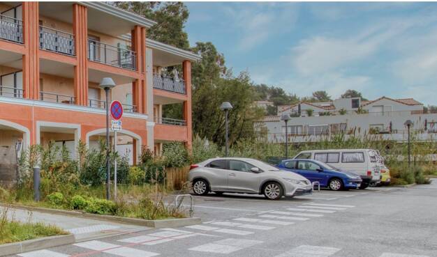 Garage/Stationnement à vendre 6 000 € 25 m² Nord Est Borme les Mimosas 83230