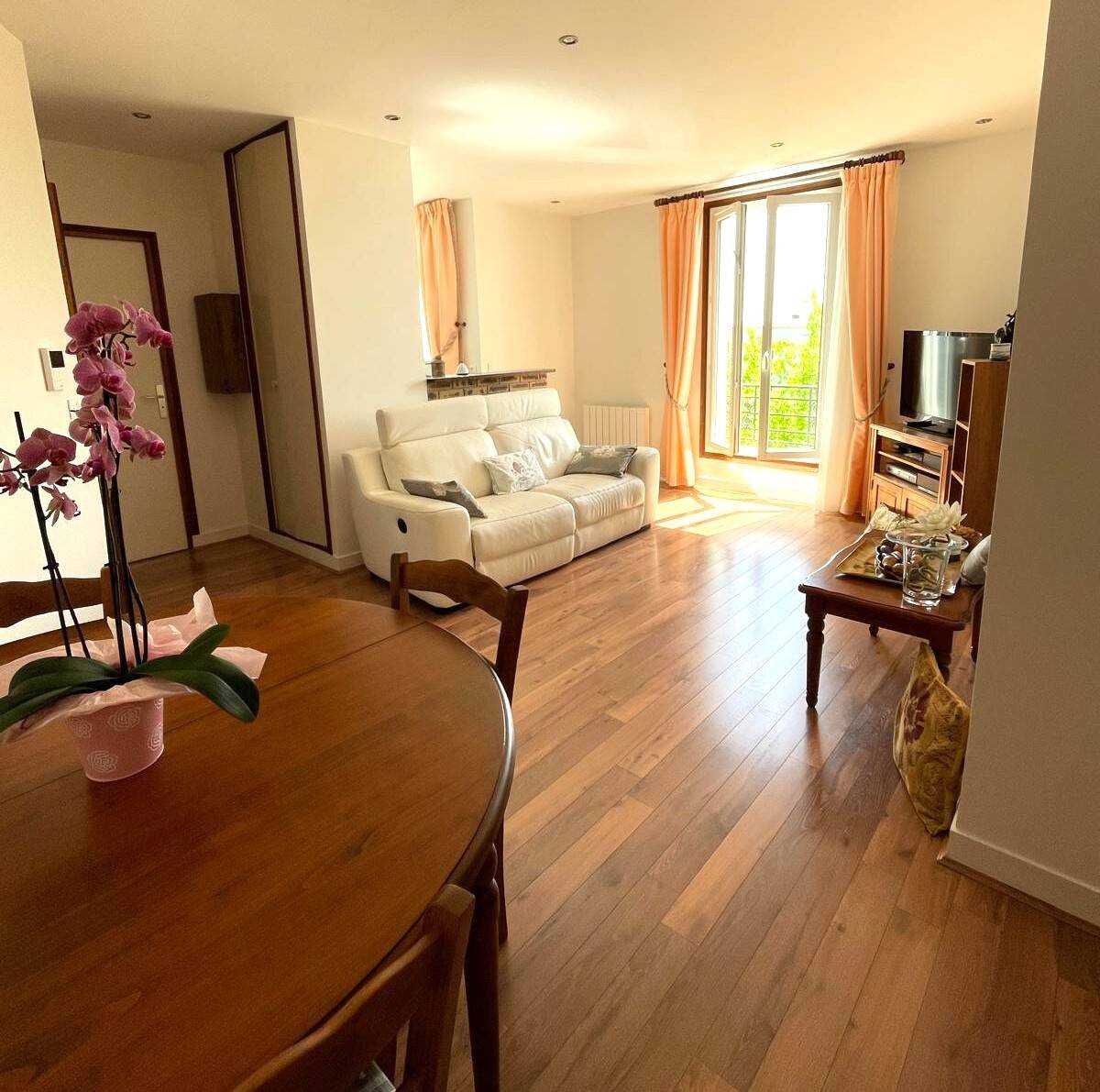 Maison à vendre, 73m², SAINT MAUR DES FOSSES