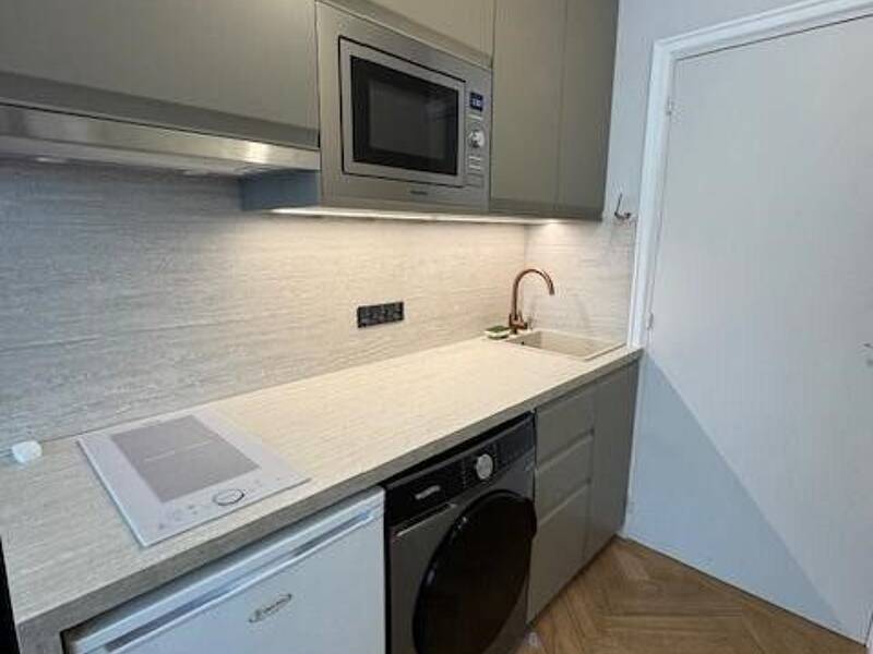 Maison à louer, 16m², PARIS 17E