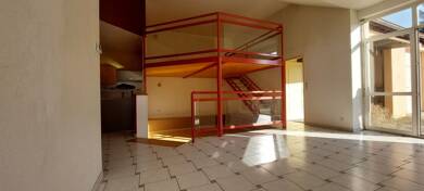 Appartement à louer 1 250 € 4 pièces 2 chambres 105 m² 2 étages Saint Pierre Pontarlier 25300