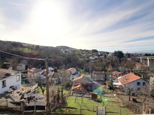 Maison à vendre 209 000 € 7 pièces 6 chambres 162 m² 518 m² de terrain Peripherie La Ricamarie 42150