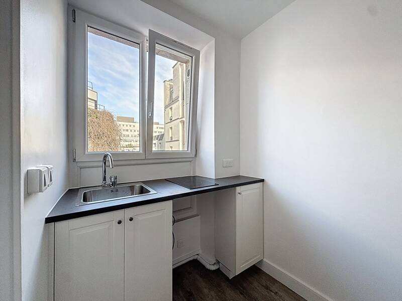 Maison à louer, 13m², PARIS 11E