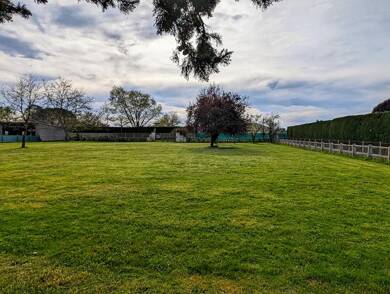 Terrain viabilisé à vendre 132 000 € 2 498 m² de terrain Cazères 31220