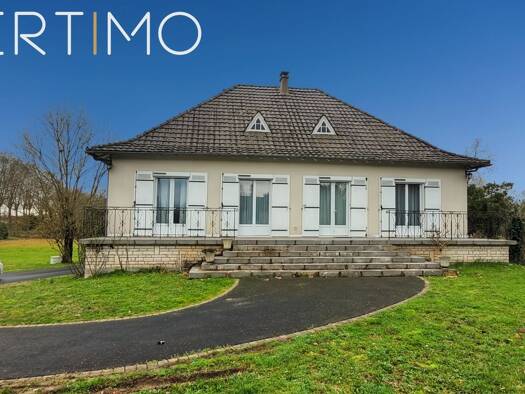 Maison à vendre 208 800 € 10 pièces 5 chambres 157 m² 7 188 m² de terrain Lisle 24350