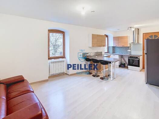 Appartement à louer 990 € 4 pièces 2 chambres 63,3 m² Étage 2/2 Fessy 74890