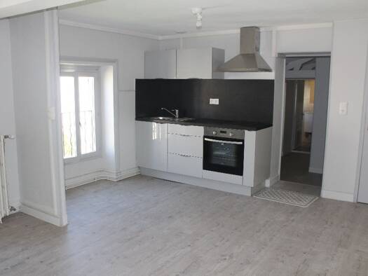 Appartement à louer 587 € 2 pièces 1 chambre 45 m² 1er étage Saint Amatre Auxerre 89000
