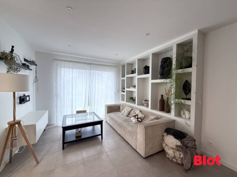 Maison à louer, 97m², BOURG DES COMPTES