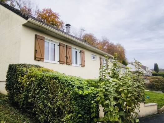 Maison de plain-pied à vendre 249 000 € 4 pièces 3 chambres 87,7 m² 808 m² de terrain Cires-lès-Mello 60660