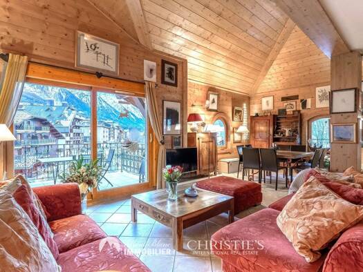 Duplex à vendre 1 950 000 € 4 pièces 3 chambres 140,89 m² Étage 2/2 Chamonix Sud-Bois du Bouchet Chamonix-Mont-Blanc 74400