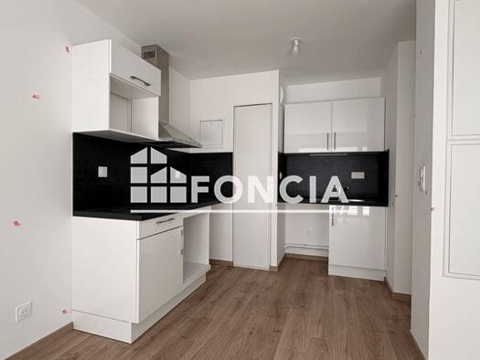 Appartement à louer 650 € 2 pièces 1 chambre 41,1 m² Étage 1/5 Hôtel de Ville Saint-Nazaire 44600