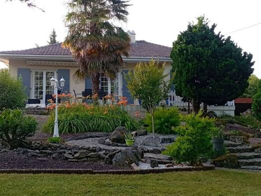 Maison à vendre 239 500 € 5 pièces 4 chambres 126 m² 1 638 m² de terrain Cerizay 79140