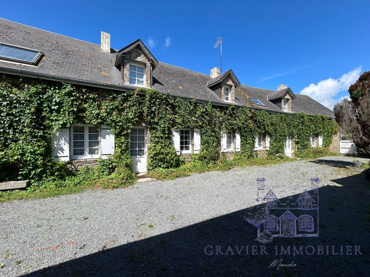 Maison à vendre, 250m², SAINT GERMAIN SUR AY