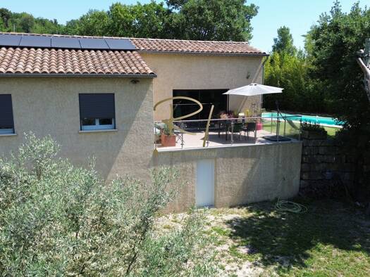 Villa à vendre 395 000 € 5 pièces 4 chambres 130 m² 1 800 m² de terrain Barjac 30430