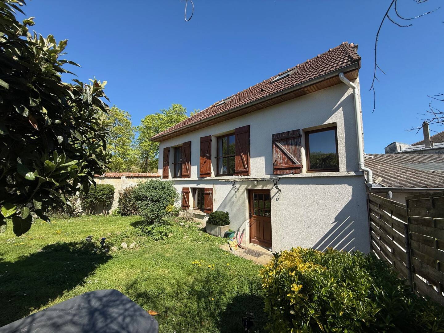 Maison à vendre, 80m², CRECY LA CHAPELLE