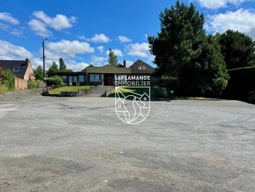 Maison à vendre 299 000 € 10 pièces 2 chambres 358 m² 3 011 m² de terrain Wallon-Cappel 59190