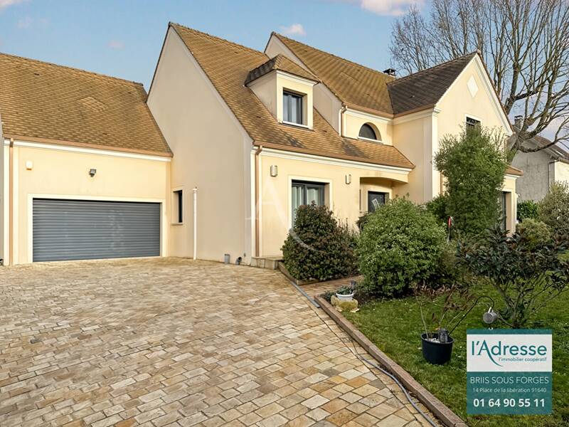 Maison à vendre, 210m², FONTENAY LES BRIIS