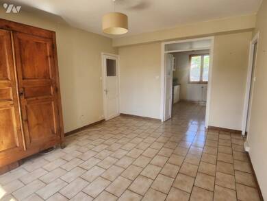 Appartement à vendre 167 000 € 3 pièces 2 chambres 64,3 m² Étage 2/3 Chambery 73000