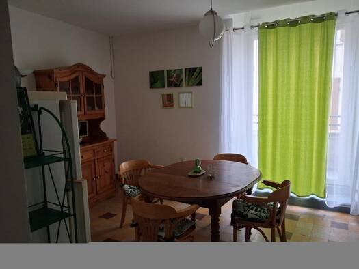 Appartement à louer 580 € 1 pièce 65,7 m² Sud Pont-Saint-Esprit 30130