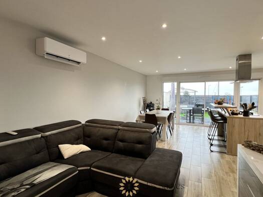 Immeuble à vendre 535 000 € 127,3 m² Sud Bétheny 51450