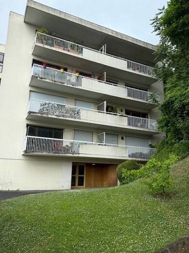 Appartement à louer 2 555 € 4 pièces 3 chambres 123 m² 3ème étage Centre Ville-Jonchère Bougival 78380