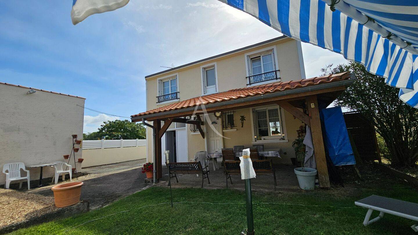 Maison à vendre, 95m², SAINT NAZAIRE SUR CHARENTE
