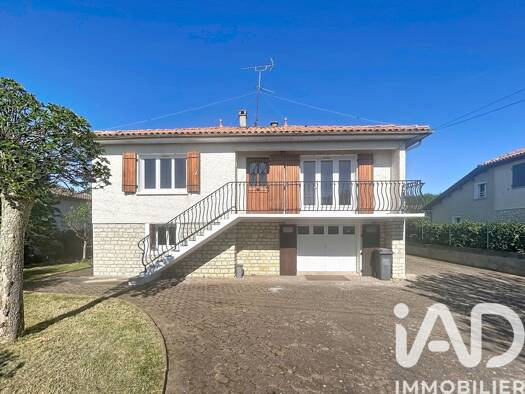 Maison à vendre 163 000 € 5 pièces 3 chambres 108 m² 1 127 m² de terrain Fléac 16730