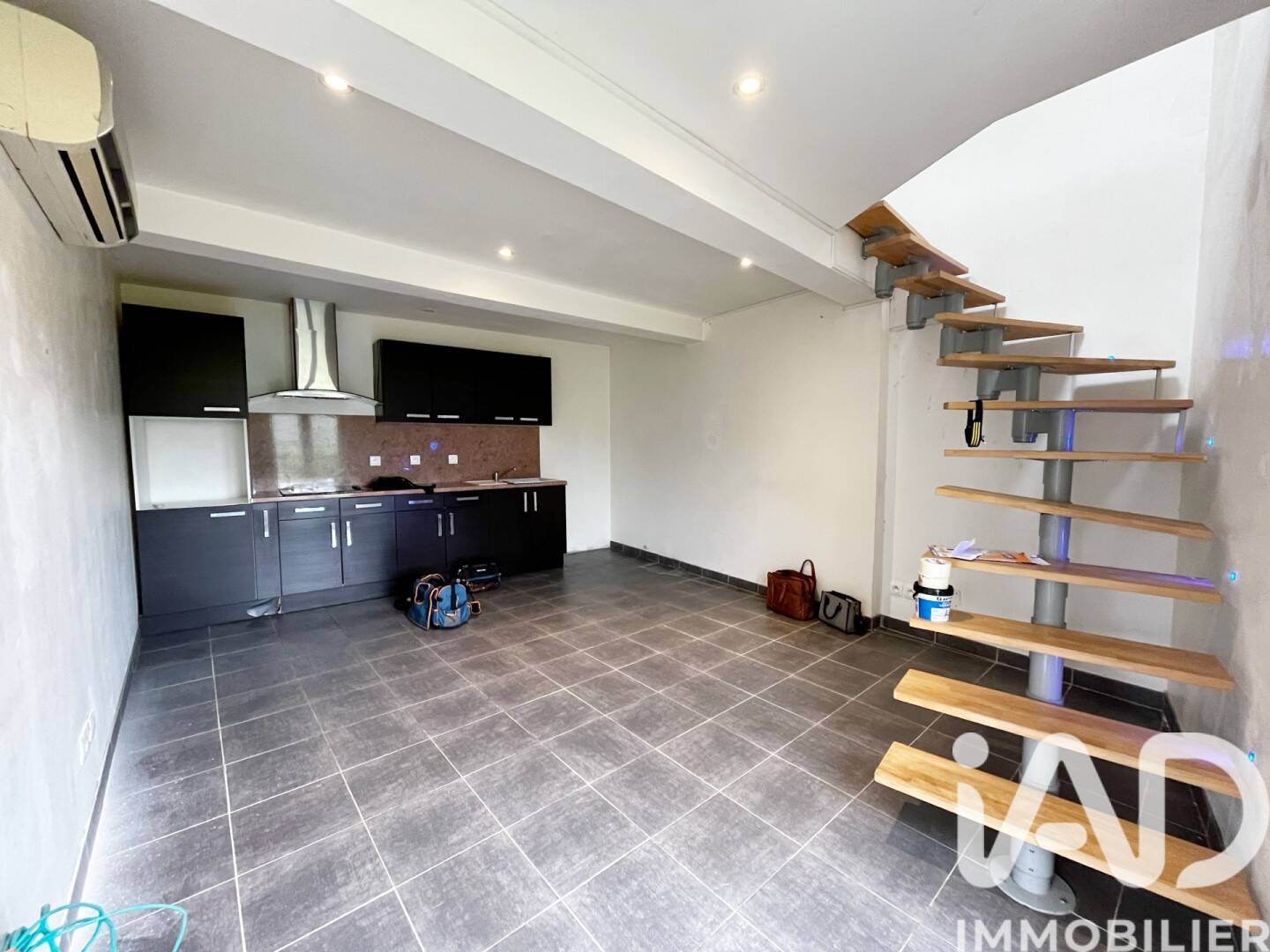 Maison à louer, 56m², LATOUR DE FRANCE