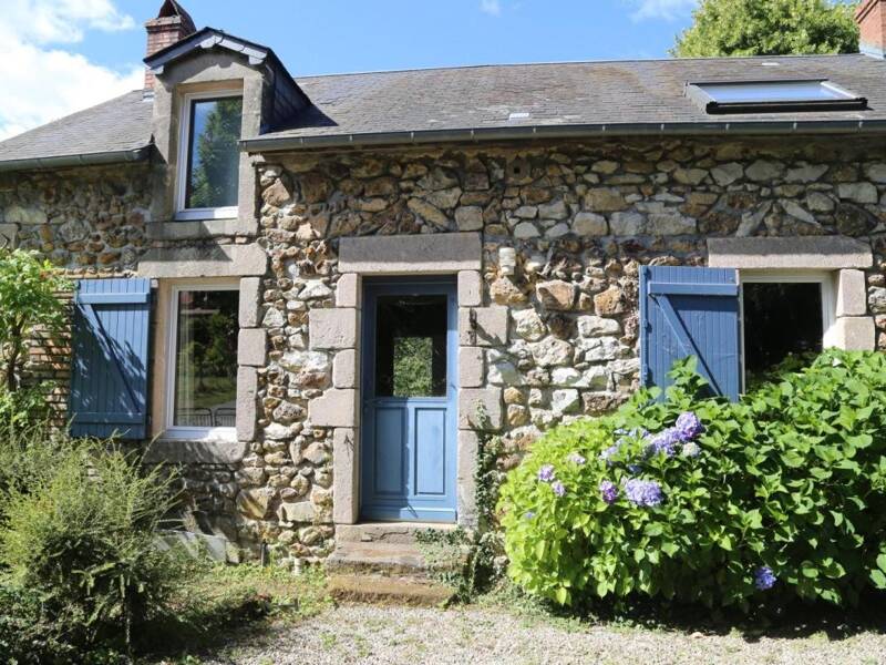 Maison à vendre, 102m², LAROCHEMILLAY