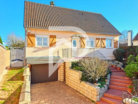 Maison à vendre 187 000 € 5 pièces 2 chambres 86 m² 902 m² de terrain Notre Dame du Thil-Saint Lucien Beauvais 60000