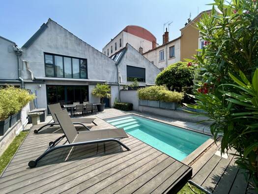 Appartement à vendre 599 000 € 6 pièces 3 chambres 135,4 m² Étage 2/2 Croix Luizet Villeurbanne 69100