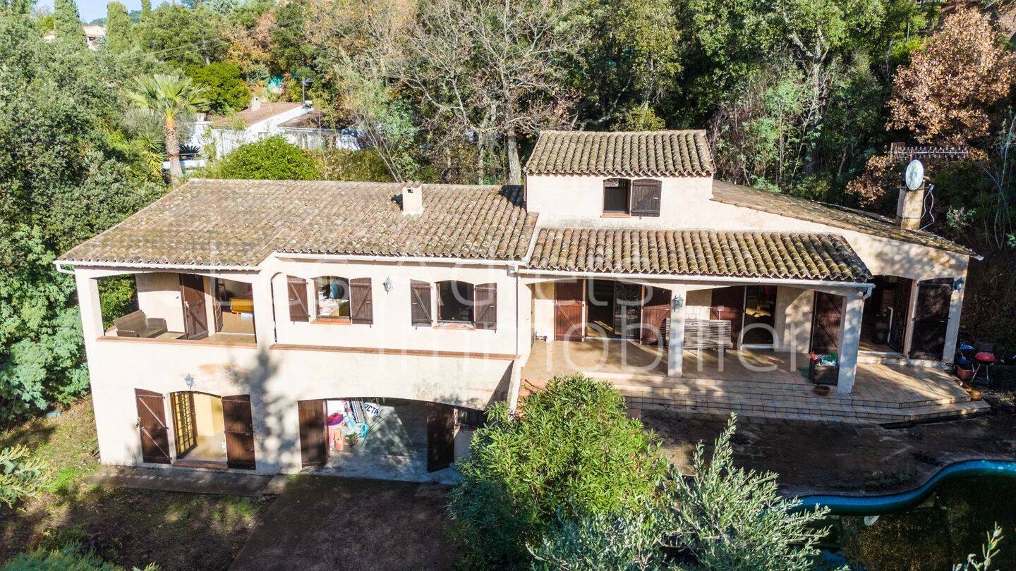Maison à vendre, 205m², LES ADRETS DE L'ESTEREL