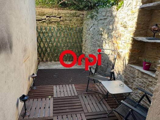 Appartement à vendre 160 000 € 3 pièces 2 chambres 63,9 m² 3 étages Crémieu 38460