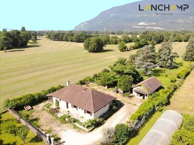 Maison de plain-pied à vendre 290 000 € 3 pièces 2 chambres 91 m² 4 387 m² de terrain Serrieres en Chautagne 73310