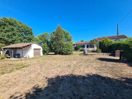 Maison à vendre 169 060 € 5 pièces 4 chambres 124 m² 4 006 m² de terrain Montrol Senard 87330