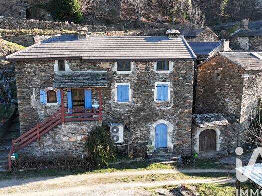 Mas à vendre 295 000 € 5 pièces 4 chambres 112,26 m² 8 000 m² de terrain Ponteils-et-Brésis 30450