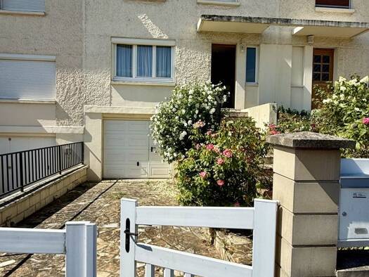 Maison à vendre 235 000 € 5 pièces 3 chambres 78 m² 155 m² de terrain Ecquevilly 78920