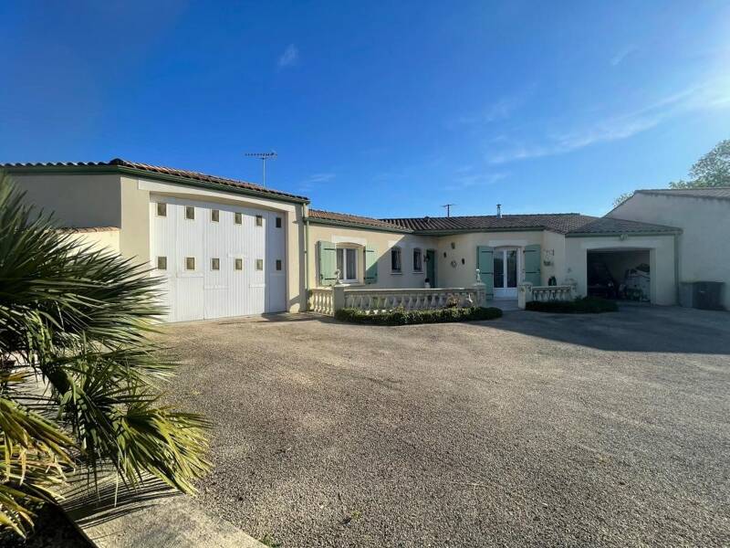 Maison à vendre, 108m², SAINT PIERRE LE VIEUX