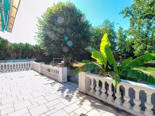 Maison à vendre 220 000 € 12 pièces 7 chambres 251 m² 960 m² de terrain Sainte Salengro Montceau-les-Mines 71300