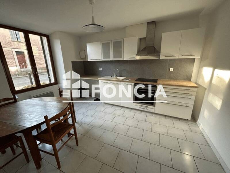 Maison à louer, 126m², LE CASTELLET