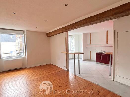 Immeuble à vendre 109 900 € 138 m² Lys-Haut-Layon 49310