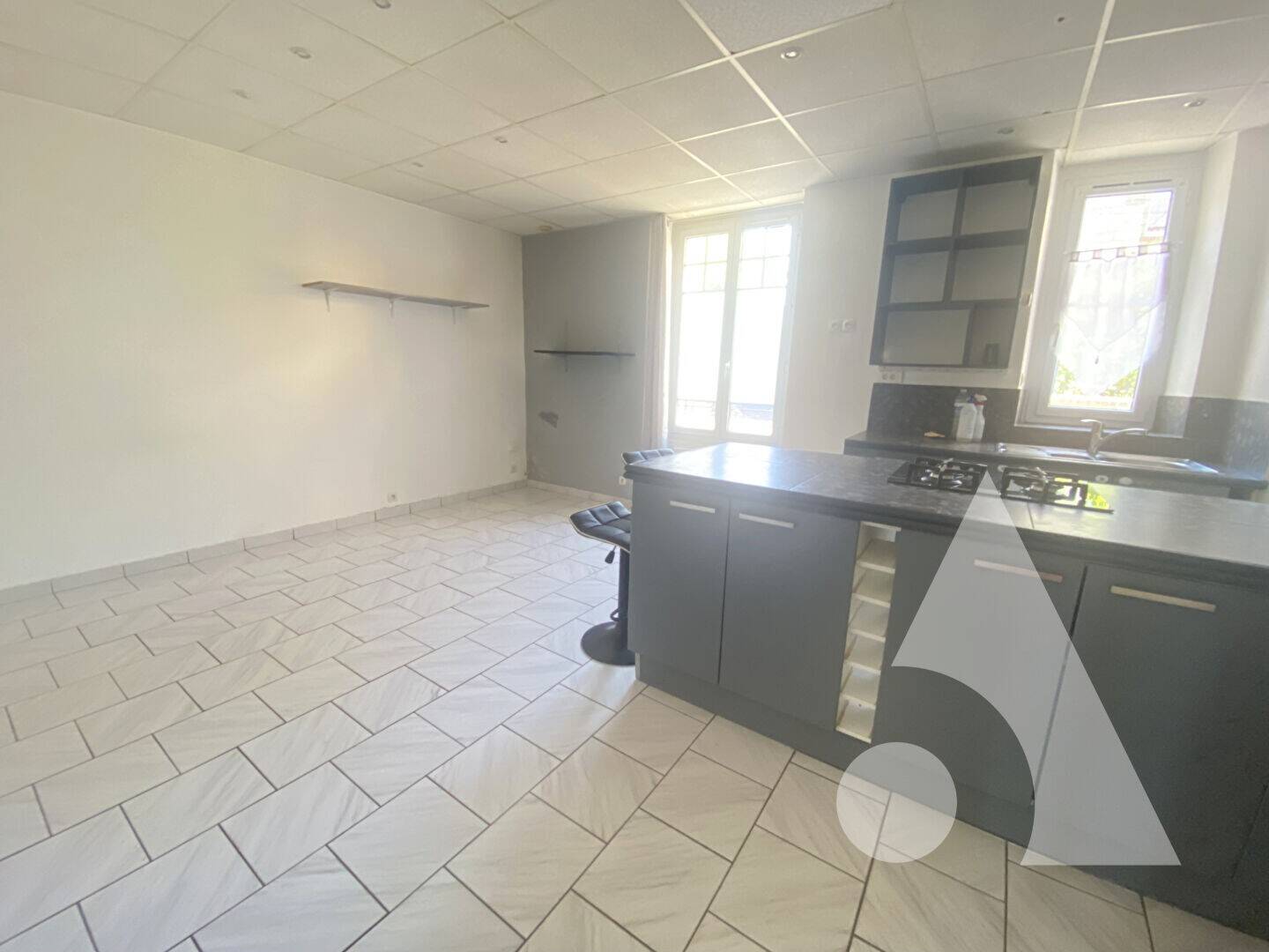 Maison à vendre, 34m², CREPY EN VALOIS