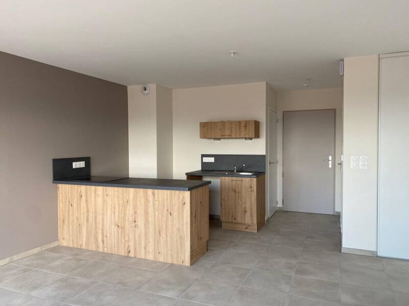 Maison à louer, 52m², MONTROND LES BAINS